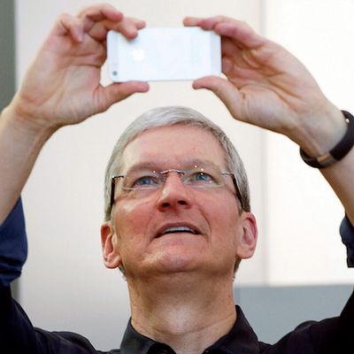 Tim Cook selfie