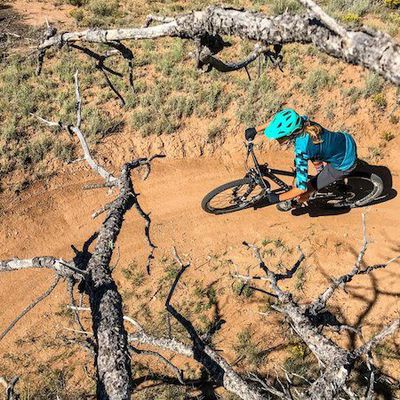 mountain biker iphone 7 h