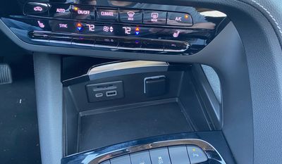 2021 Buick Envision - Wireless CarPlay Review - MacRumors
