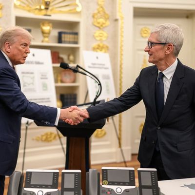 Tim Cook and Donald Trump