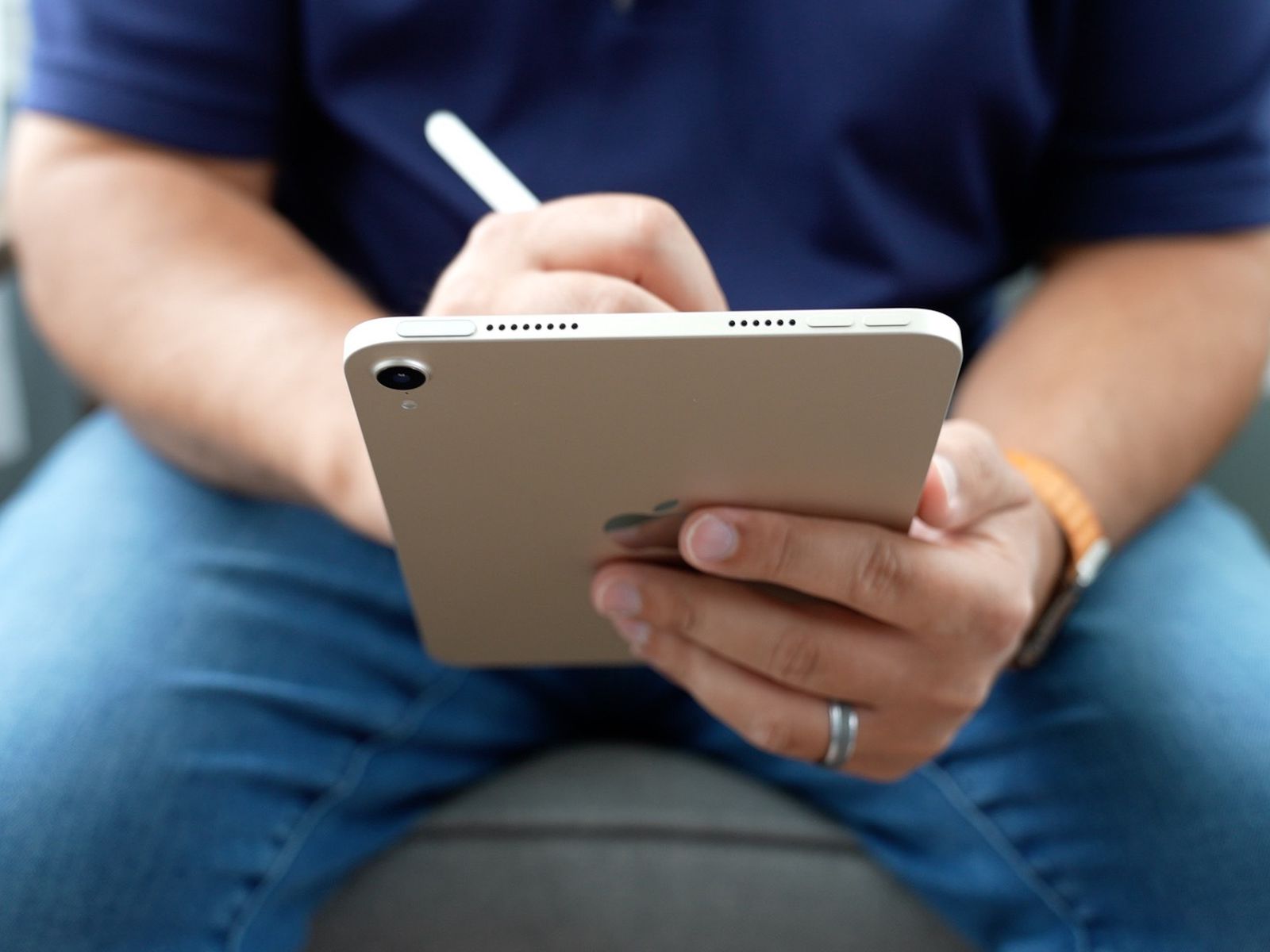 Apple iPad Mini 7 (2023) - Apple's First Foldable Tablet!! 