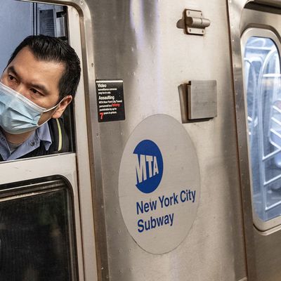 nyc mta subway mask