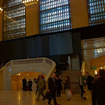 grand central terminal store barrier