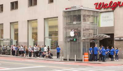 New York City Subway Entrance Turned Into Fake Apple Store With Line For Iphone X Macrumors
