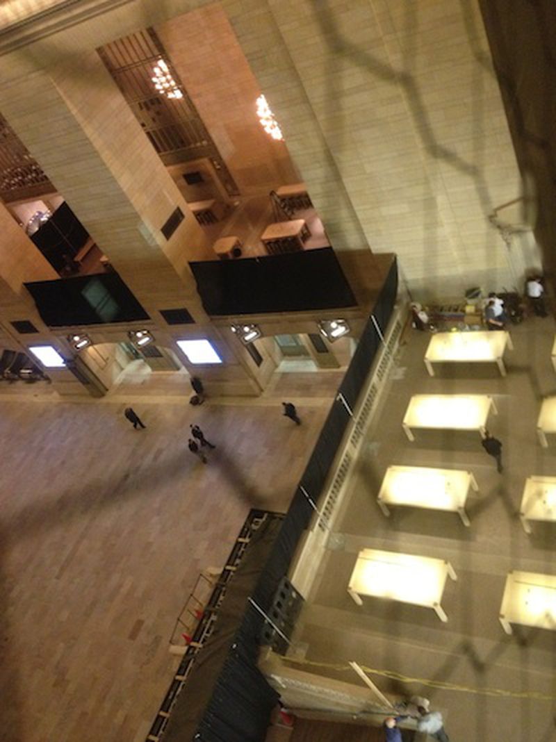 apple_store_grand_central_overhead