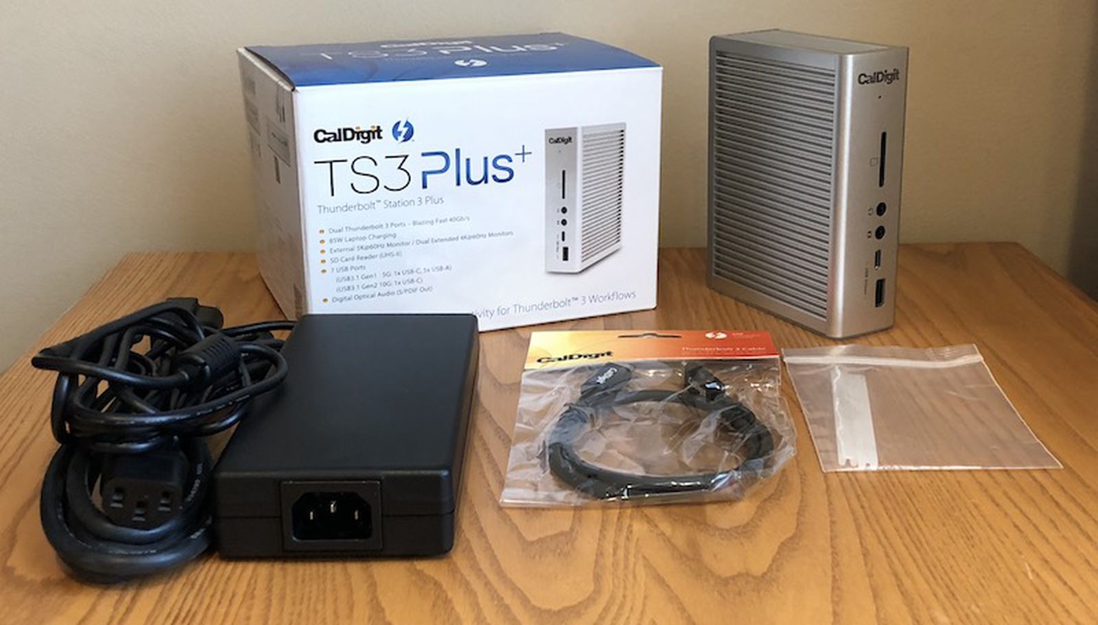Review: CalDigit's 'TS3 Plus' Dock Gives You 15 Ports, 85W