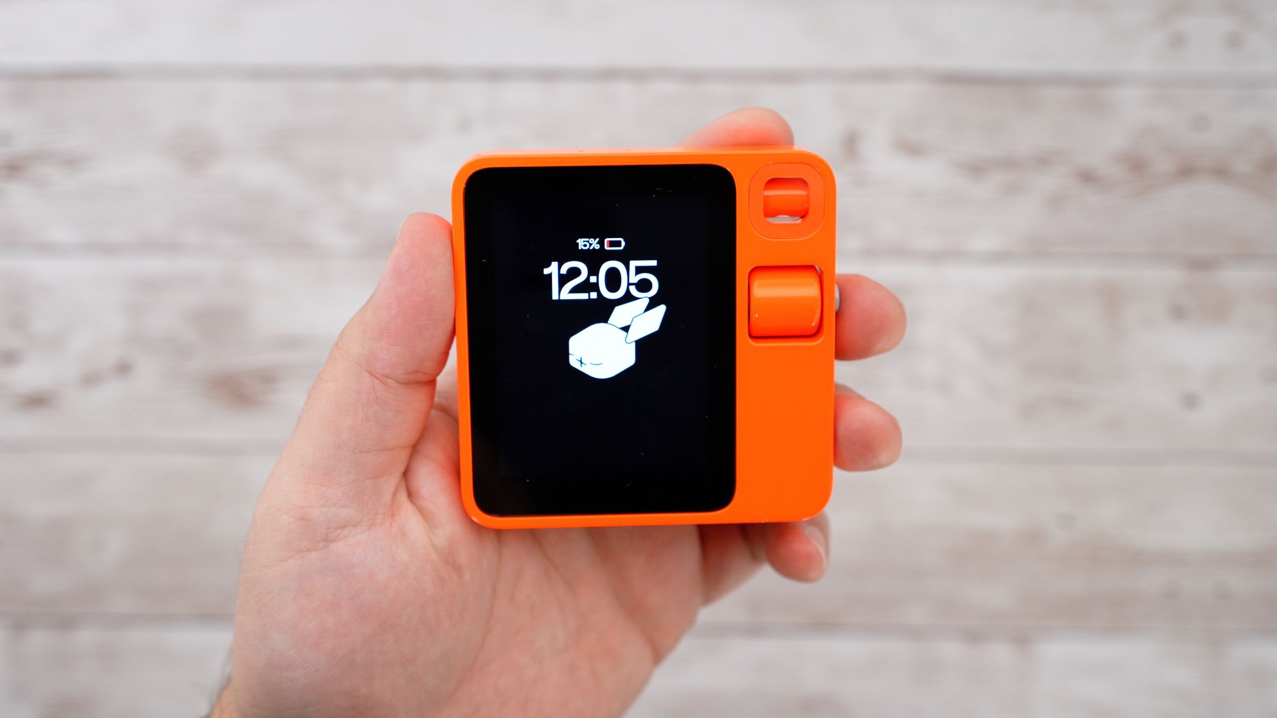 Hands-On With the Rabbit r1 Pocket AI Assistant - MacRumors