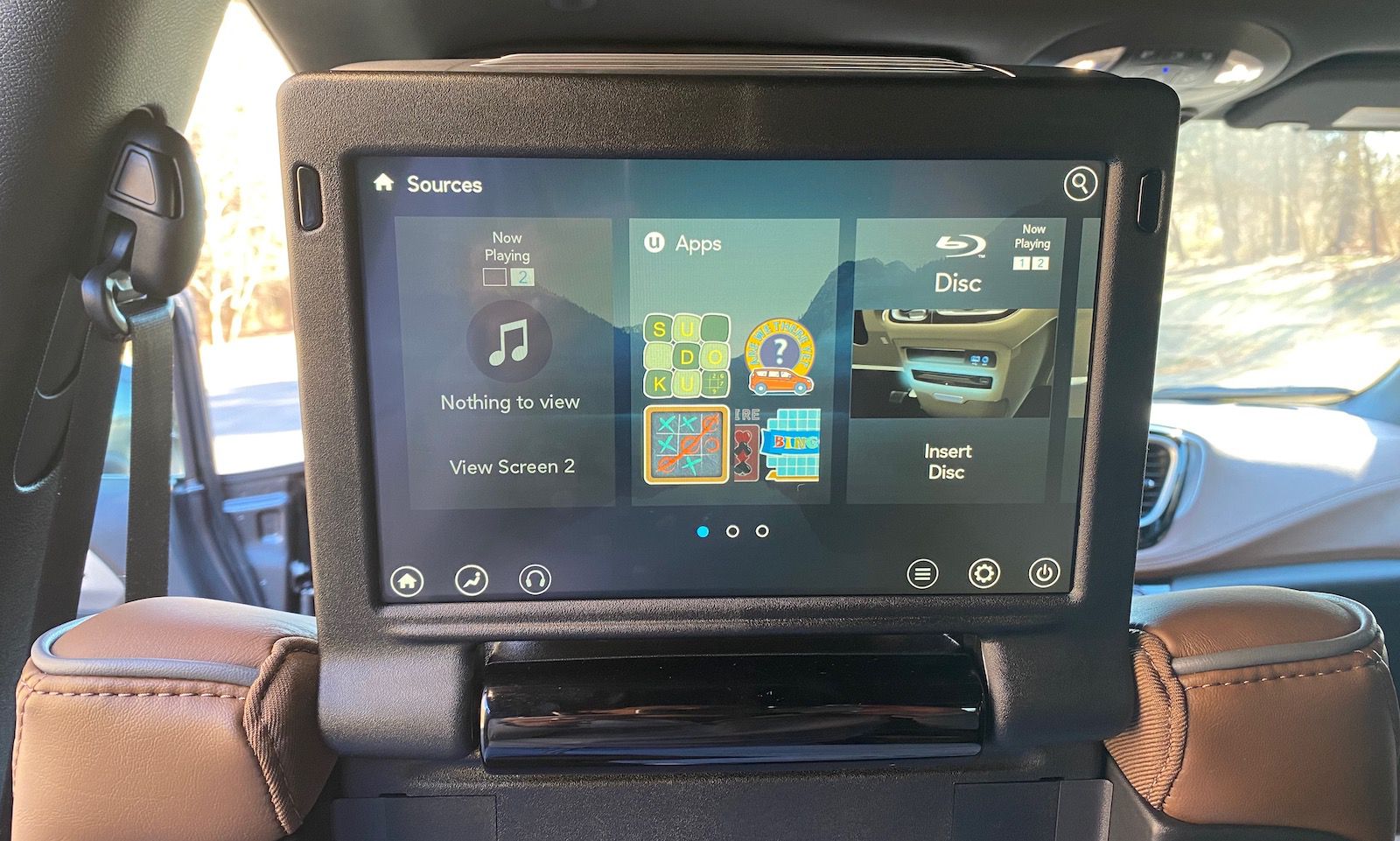 2021 Chrysler Pacifica Uconnect 5 and Wireless CarPlay Review MacRumors