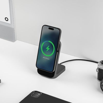 nomad stand one with phone