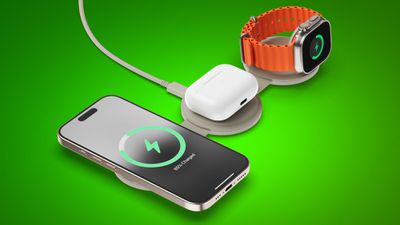 satechi charger on green 2