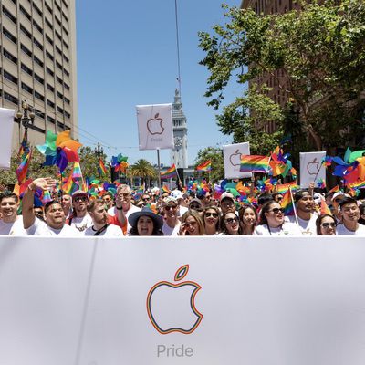 tim cook SF pride 2019