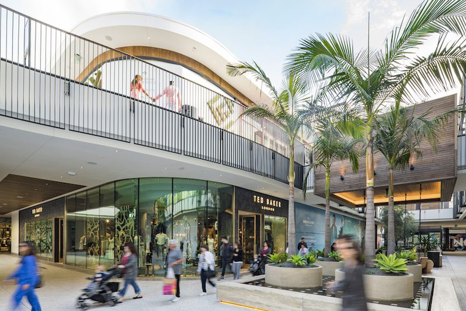 Apple to Open Spacious New Store at Century City in Los Angeles as Part