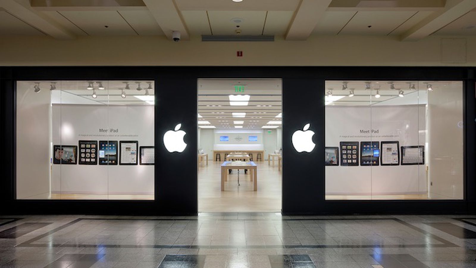 The Galleria - Apple Store - Apple