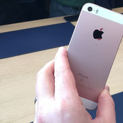 iPhone SE hands on 1