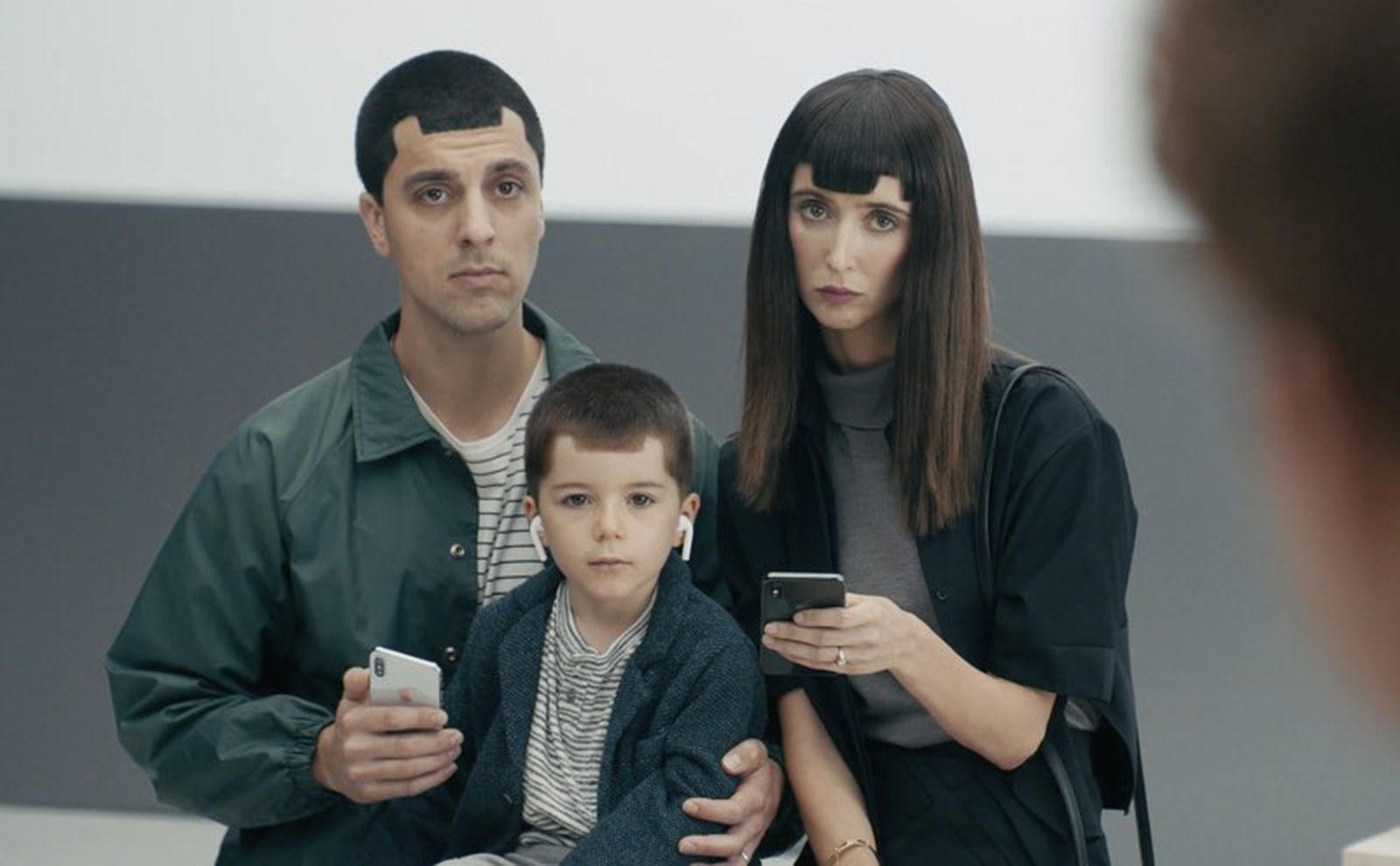 Samsung Shares Three New Ads Making Fun Of The Iphone Xs Notch Lack Of Sd Card Slot And No 1874