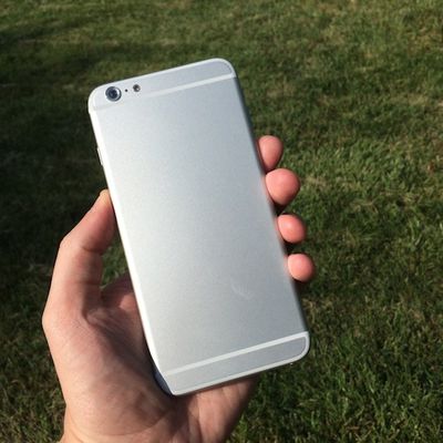iphone 6 55 mockup hand