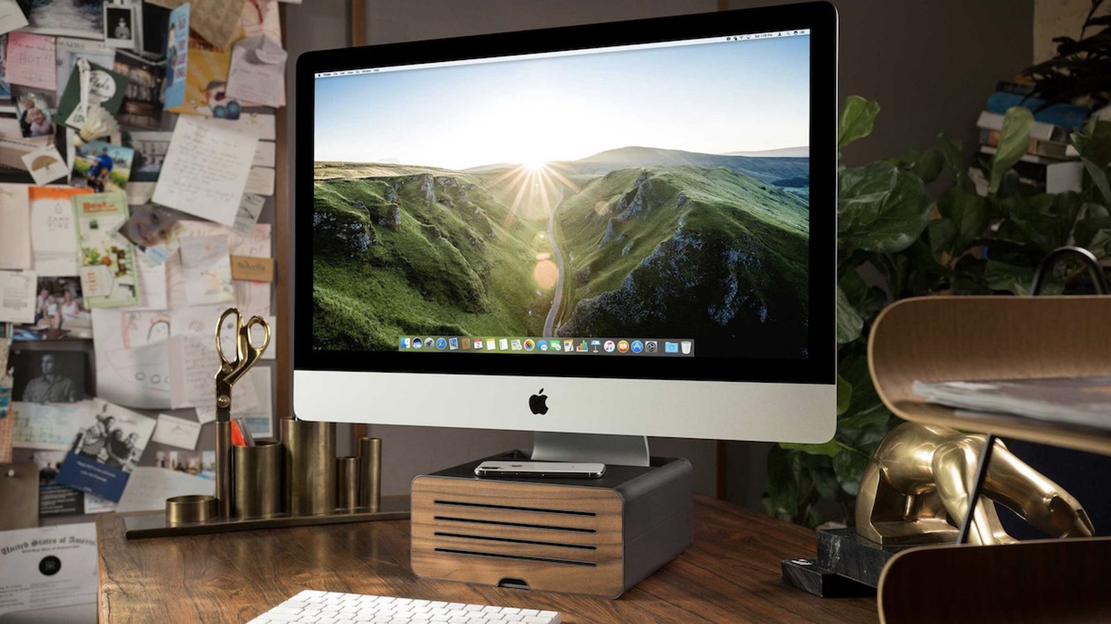 Twelve South HiRise Pro can charge your iPhone with a MagSafe puck Twelve South HiRise Pro can charge your iPhone with a MagSafe puck
