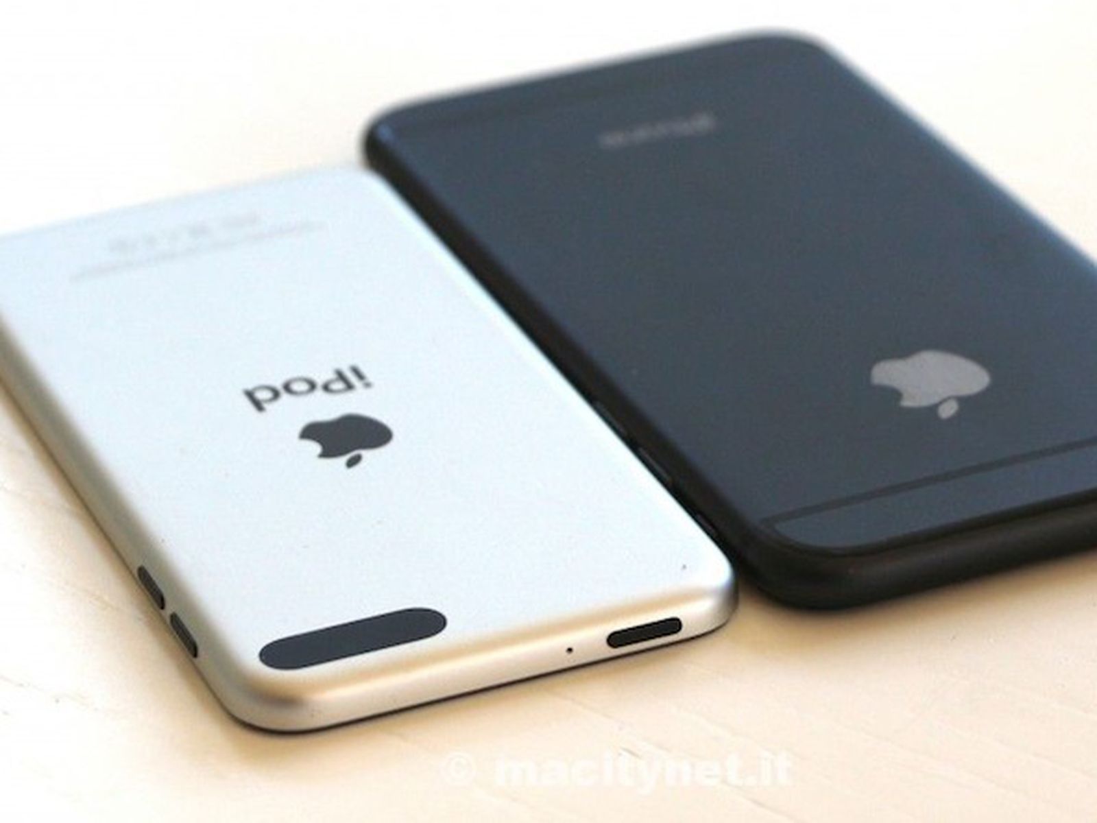Айфон какая фирма. IPOD Touch 5 vs 6. IPOD Touch vs iphone. Iphone 5 4 inch. IPOD Touch 5 IOS 6.