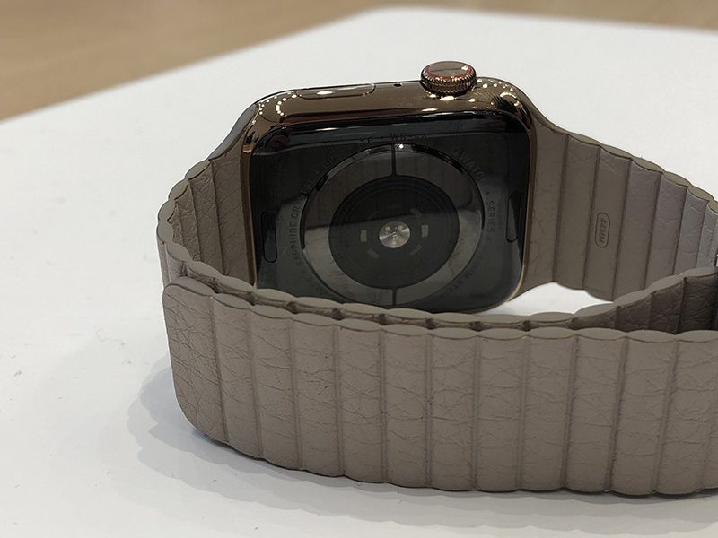 apple watch series 4 sapphire screen