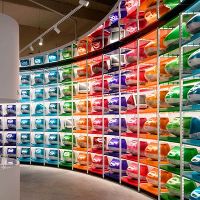 apple museum imac wall