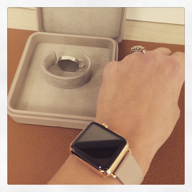 iphone watch box