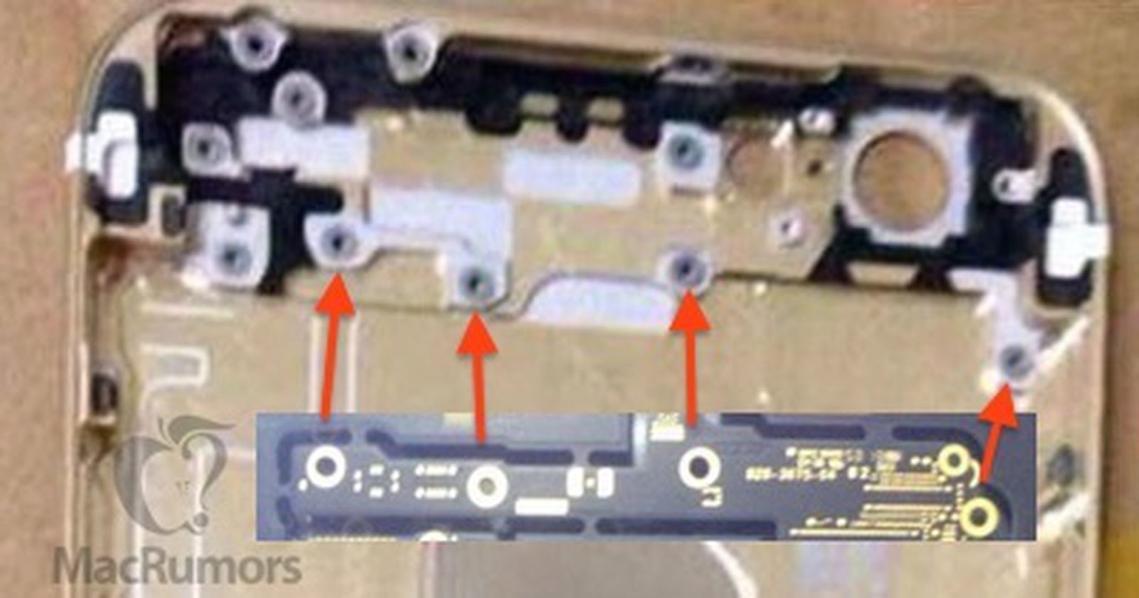 Bare iPhone 6 Logic Board Surfaces, Claimed to Support NFC and 802.11ac