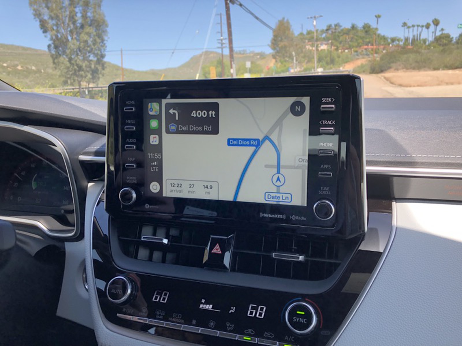 Toyota Brings CarPlay, Apple Watch Support, Qi Charging and More to