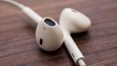Kuo: iPhone 12 May Not Come With EarPods in the Box, Apple to ...