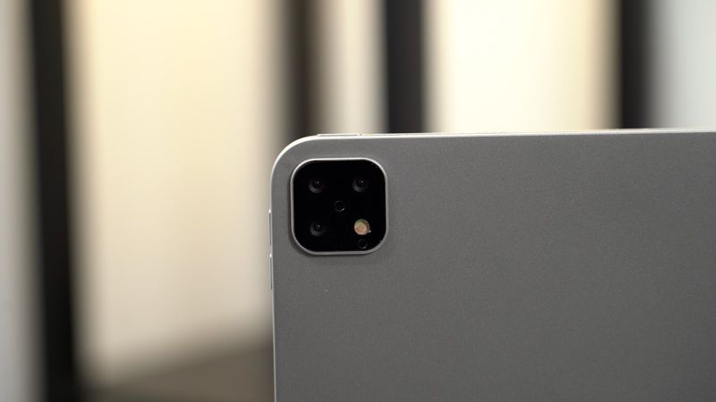 Hands-On With a Next-Generation iPad Pro Dummy - MacRumors