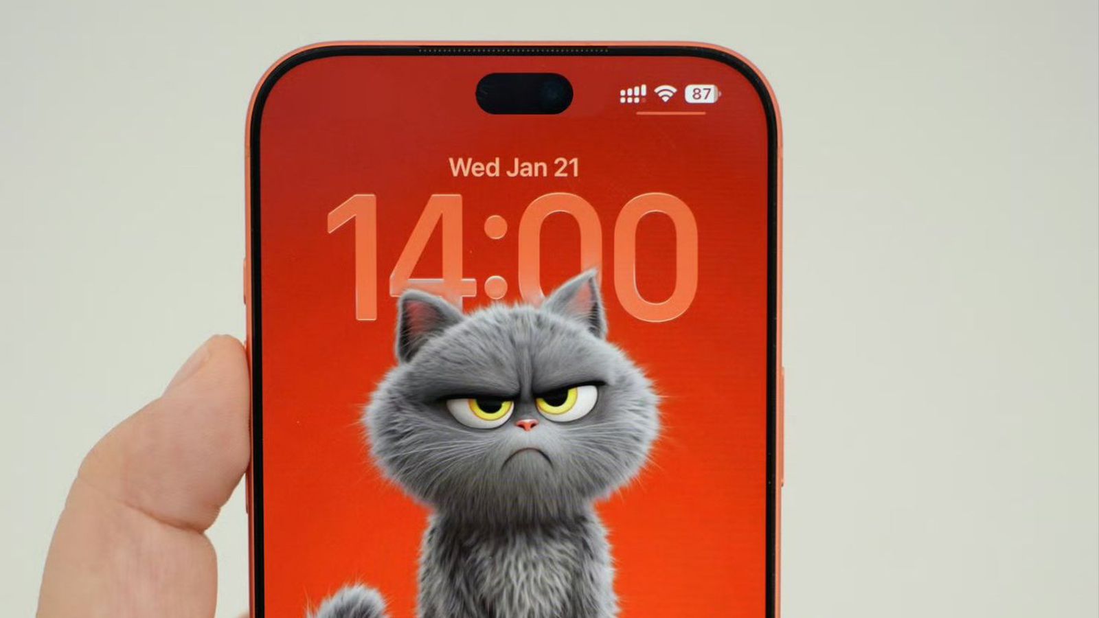 iPhone 18 Series: Same Bezels But Smaller Dynamic Island, Says Leaker