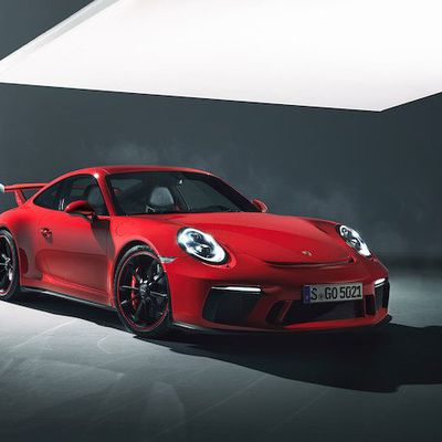 https://images.macrumors.com/t/LCE0L5OKKCOIo4eDJzvnTYYa-FI=/400x400/smart/article-new/2017/03/porsche-911-gt3-800x475.jpg