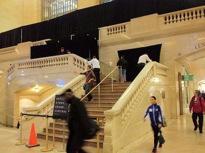 grand central store barrier down 2