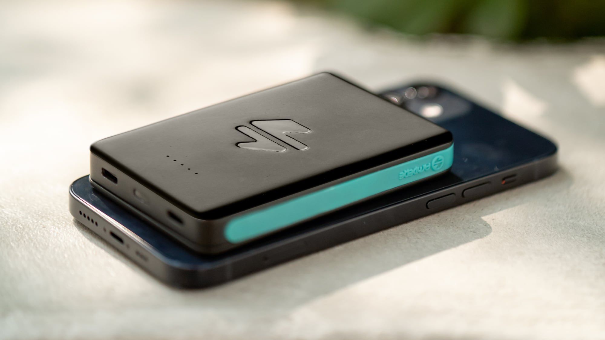 MacRumors Giveaway: Win a 'Jetpack' Magnetic Power Bank for iPhone 13 ...
