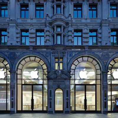 Regent Street Apple Store1