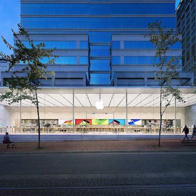 apple pioneer place