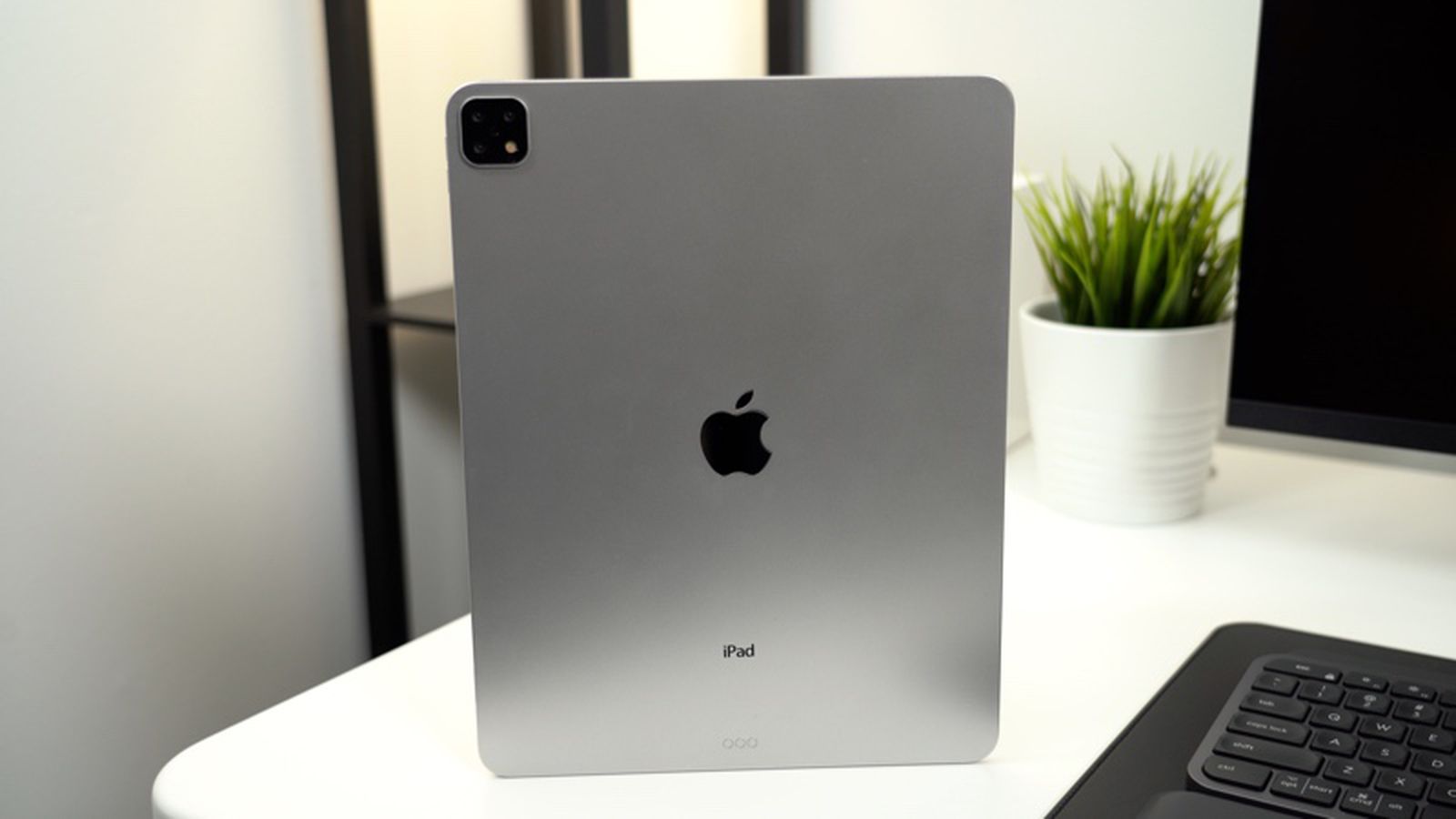 Hands-On With Next-Generation iPad Dummy - MacRumors