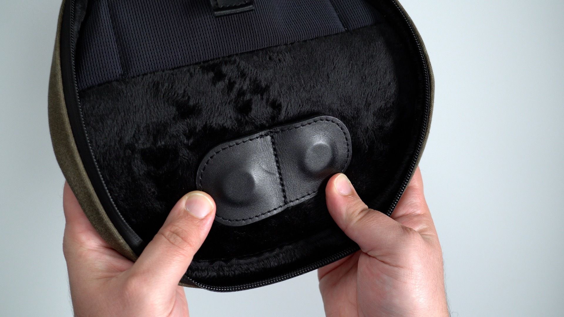 Hands-On With the AirPods Max Shield Case From WaterField Designs ...