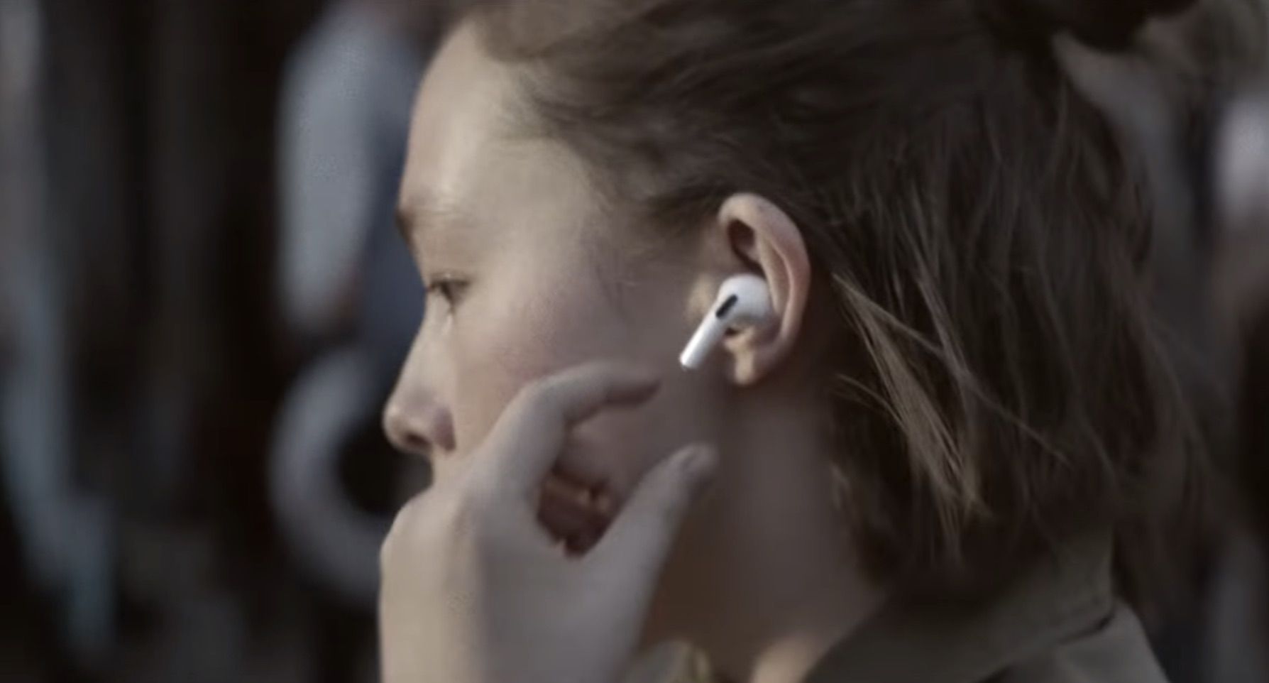 photo of Apple Executive Hints at Using AirPods to Provide Users More Health Data image