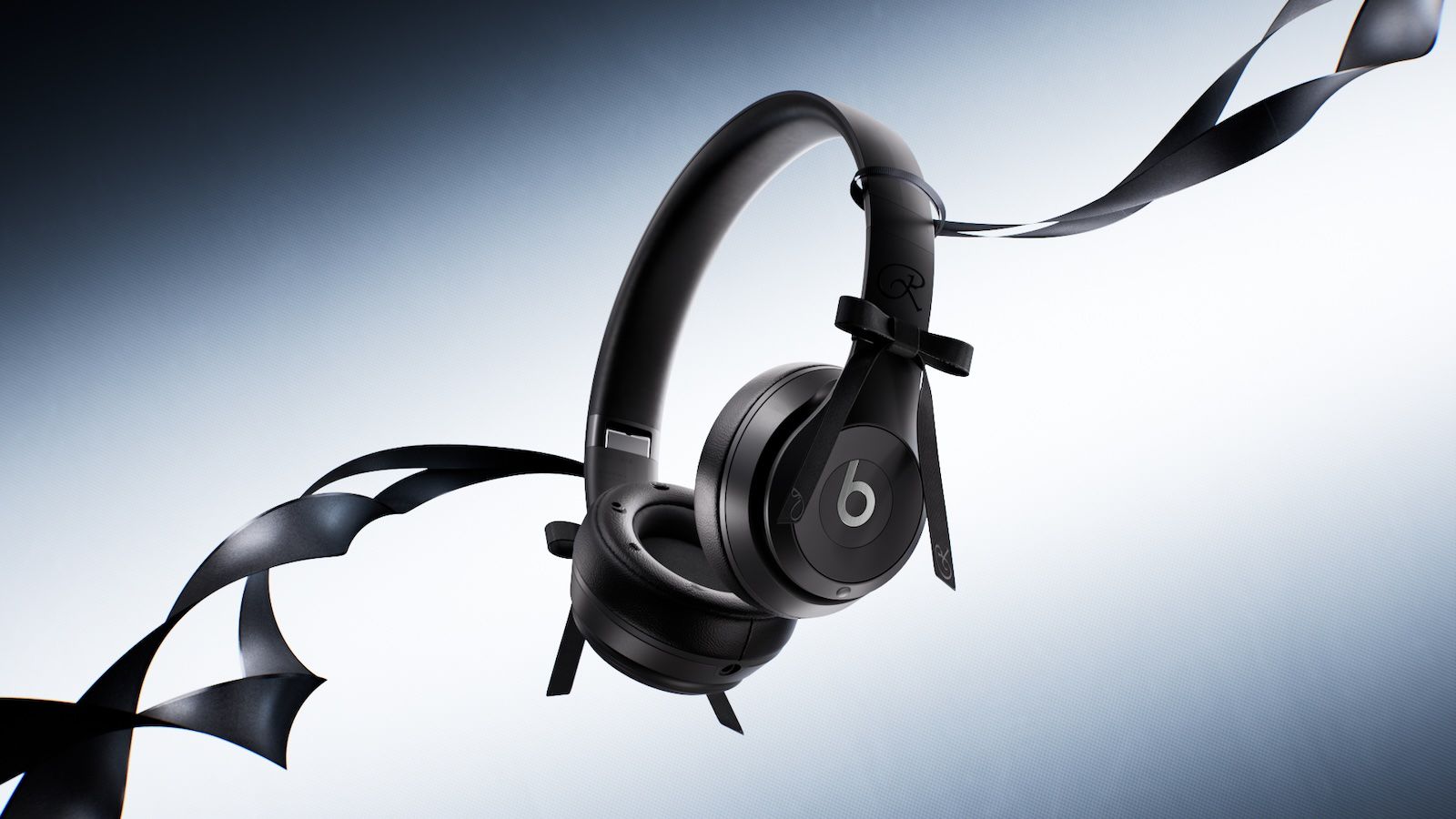 Beats and JENNIE Debut Special Edition Onyx Black Solo 4 Headphones ...