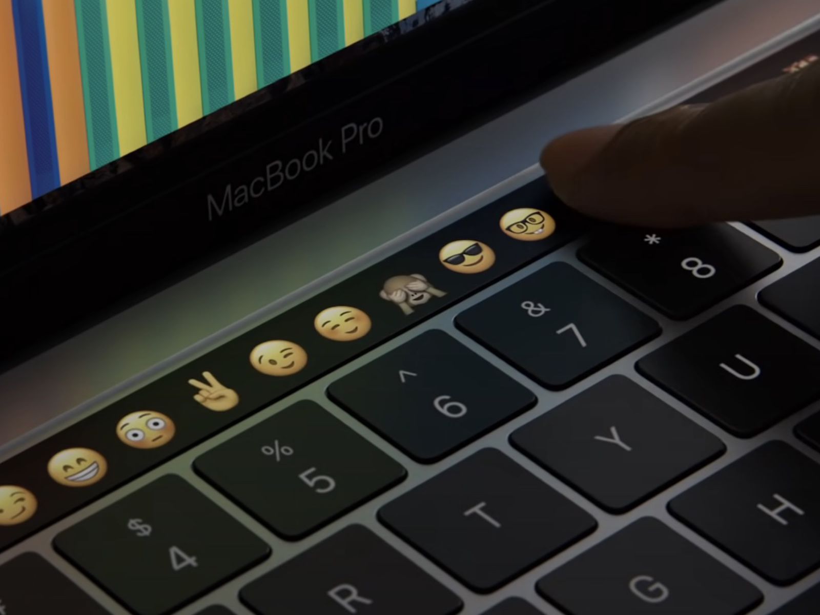 Düşünce Yemek yapmak Otuz  Apple Expected to Kill the MacBook Pro's Touch Bar This Year - MacRumors