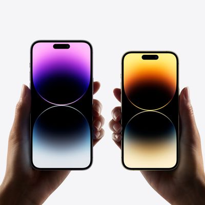 iPhone 14 Pro models in hand