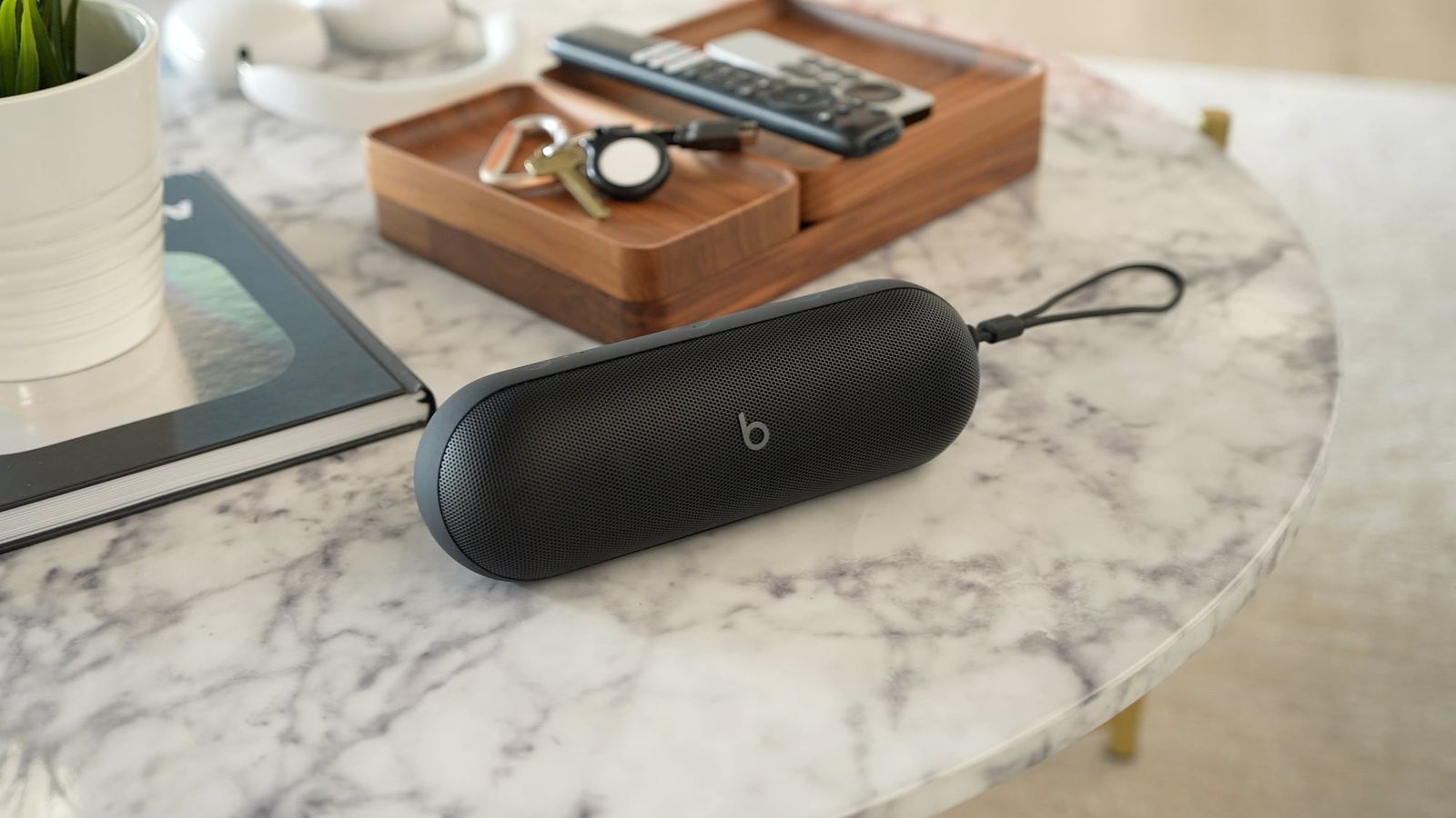 Bluetooth-динамик Beats Pill возвращается с улучшенным звуком, водонепроницаемостью и более низкой ценой