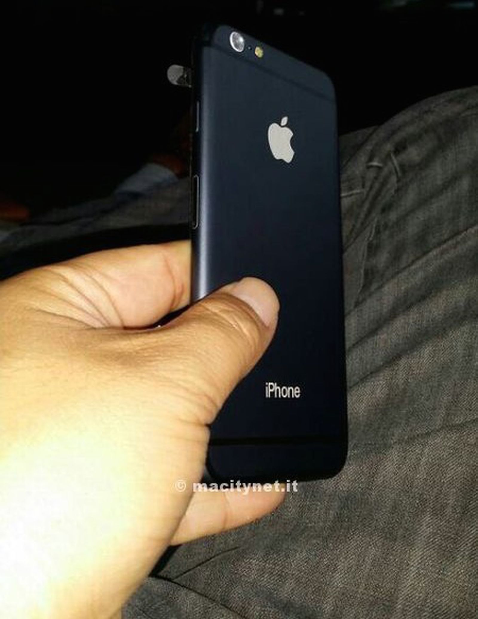 Iphone 6 leaks