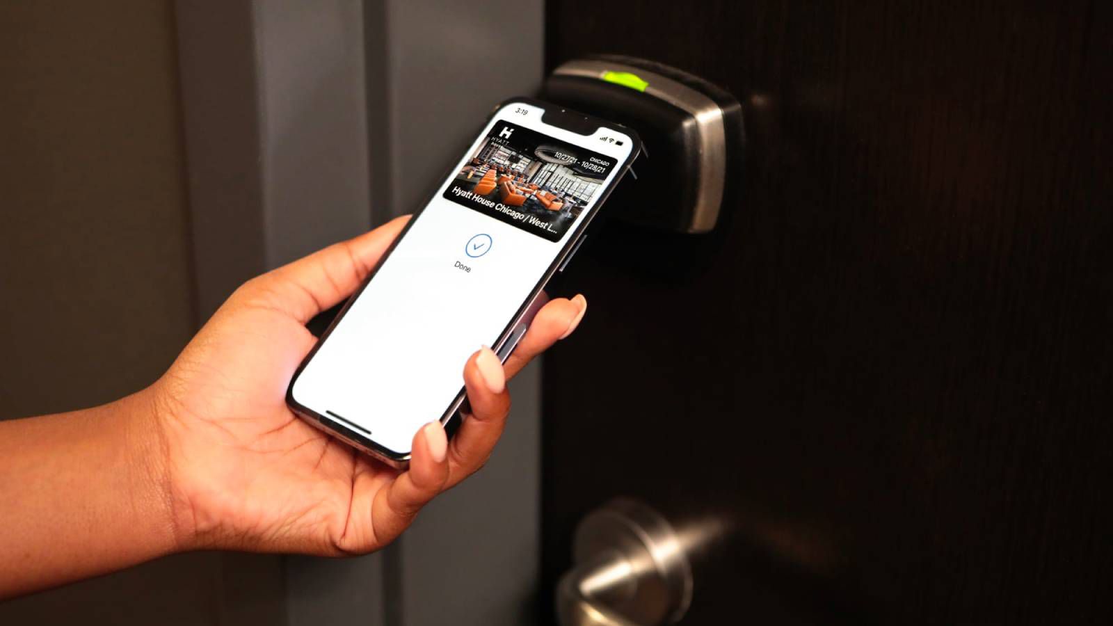 Here's a First Look at the iPhone's Convenient Hotel Room Key Feature