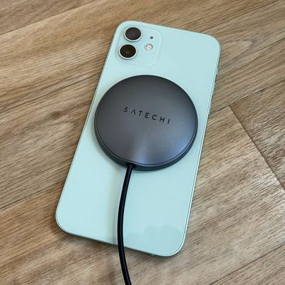 satechi magnetic charger iphone
