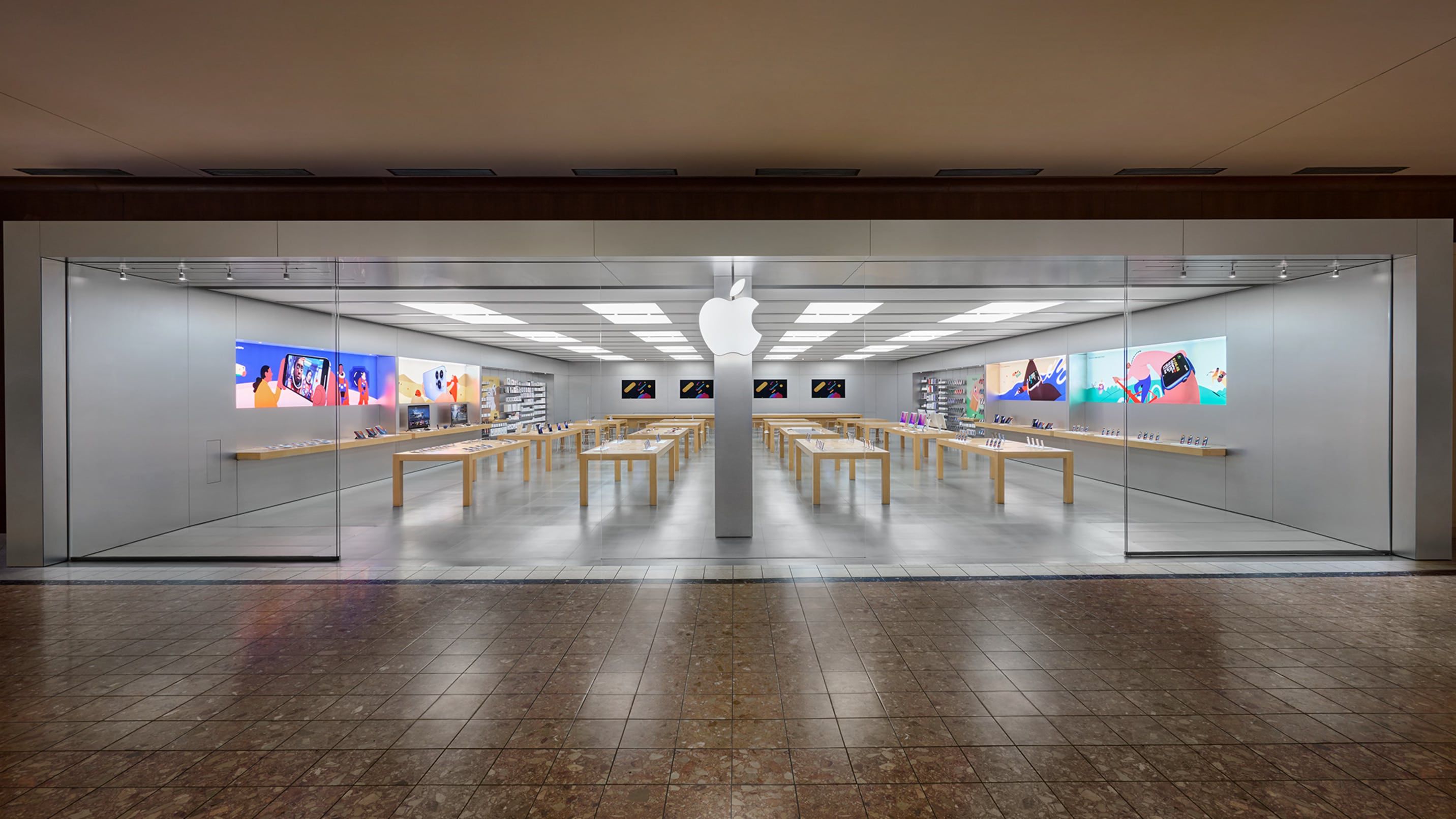 photo of Apple Store Employees in St. Louis Reject Unionization Efforts image