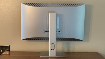 alogic clarity 5k touch rear