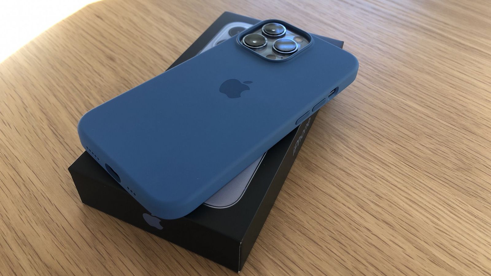 iPhone 13 and 13 Pro Unboxing and Honest First Impressions - MacRumors