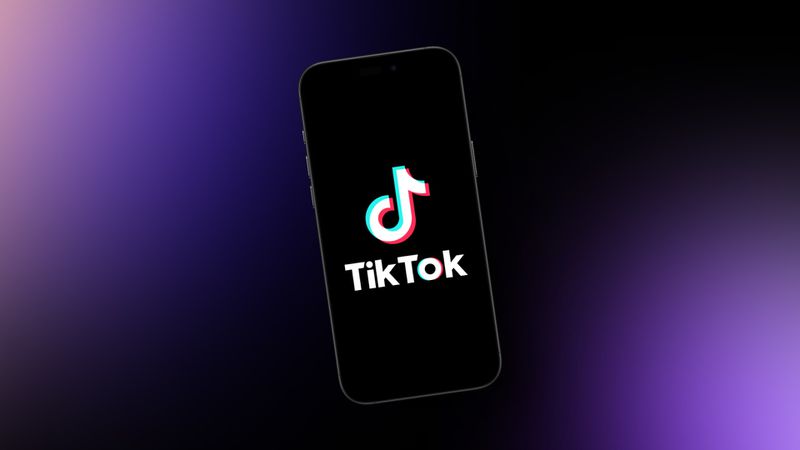 Το TikTok λειτουργεί ξανά στις ΗΠΑ, αλλά εξακολουθεί να μην είναι διαθέσιμο από το App Store