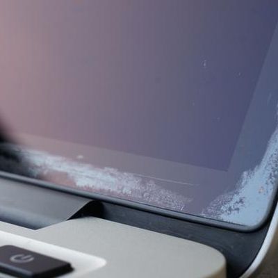 MacBook Pro anti reflective wearing off